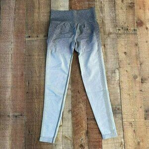 Boutique Gray fade to white sculpted shapewear leggings small